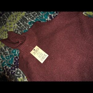 WOMENS SWEATER TOP